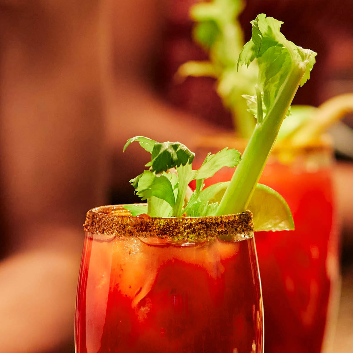 Cocktails & Bar